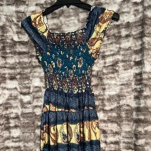 Sleeveless summer dress